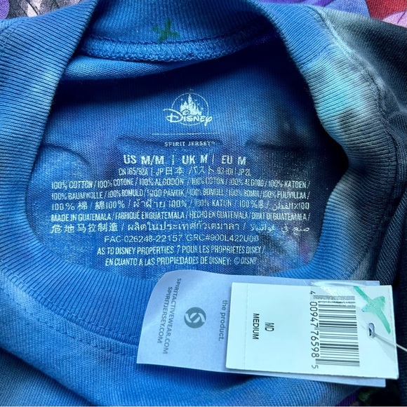 Disney Parks Hocus Pocus Sanderson Sisters “Tonight We Fly” Spirit Jersey M NWT - Picture 15 of 15